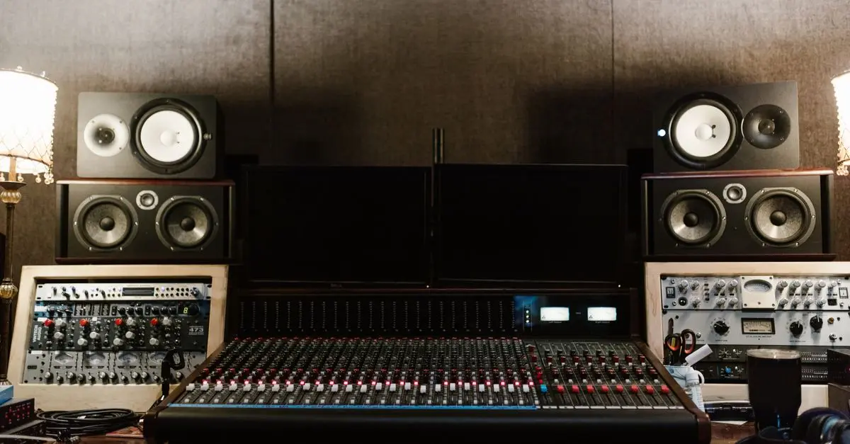 Cómo los cables afectan la calidad del sonido HiFi